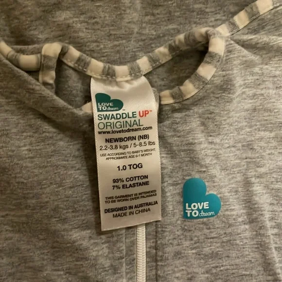 Love to Dream Swaddles - Picture 2 of 4